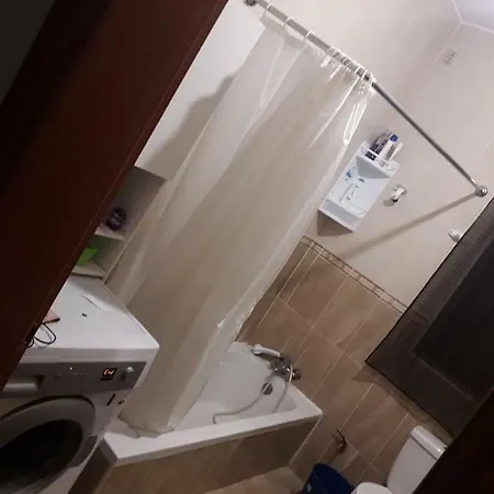 Appartement Double Bedroom For Rent Msida